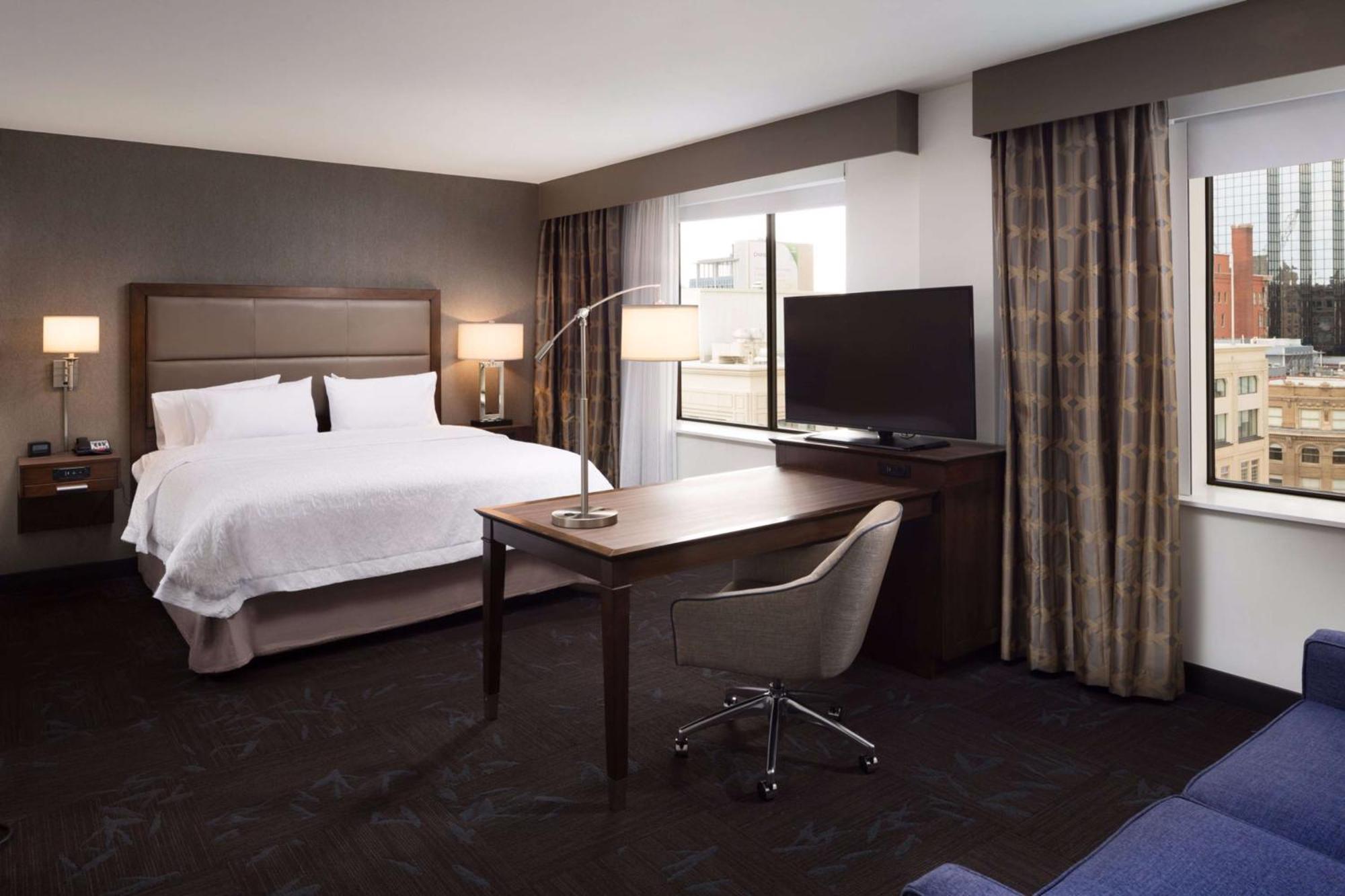 Hampton Inn & Suites Dallas Downtown Dış mekan fotoğraf