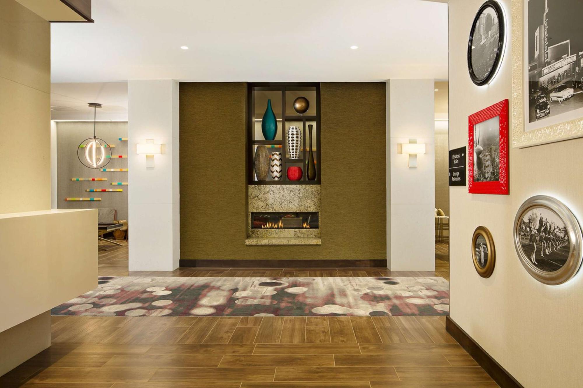 Hampton Inn & Suites Dallas Downtown Dış mekan fotoğraf