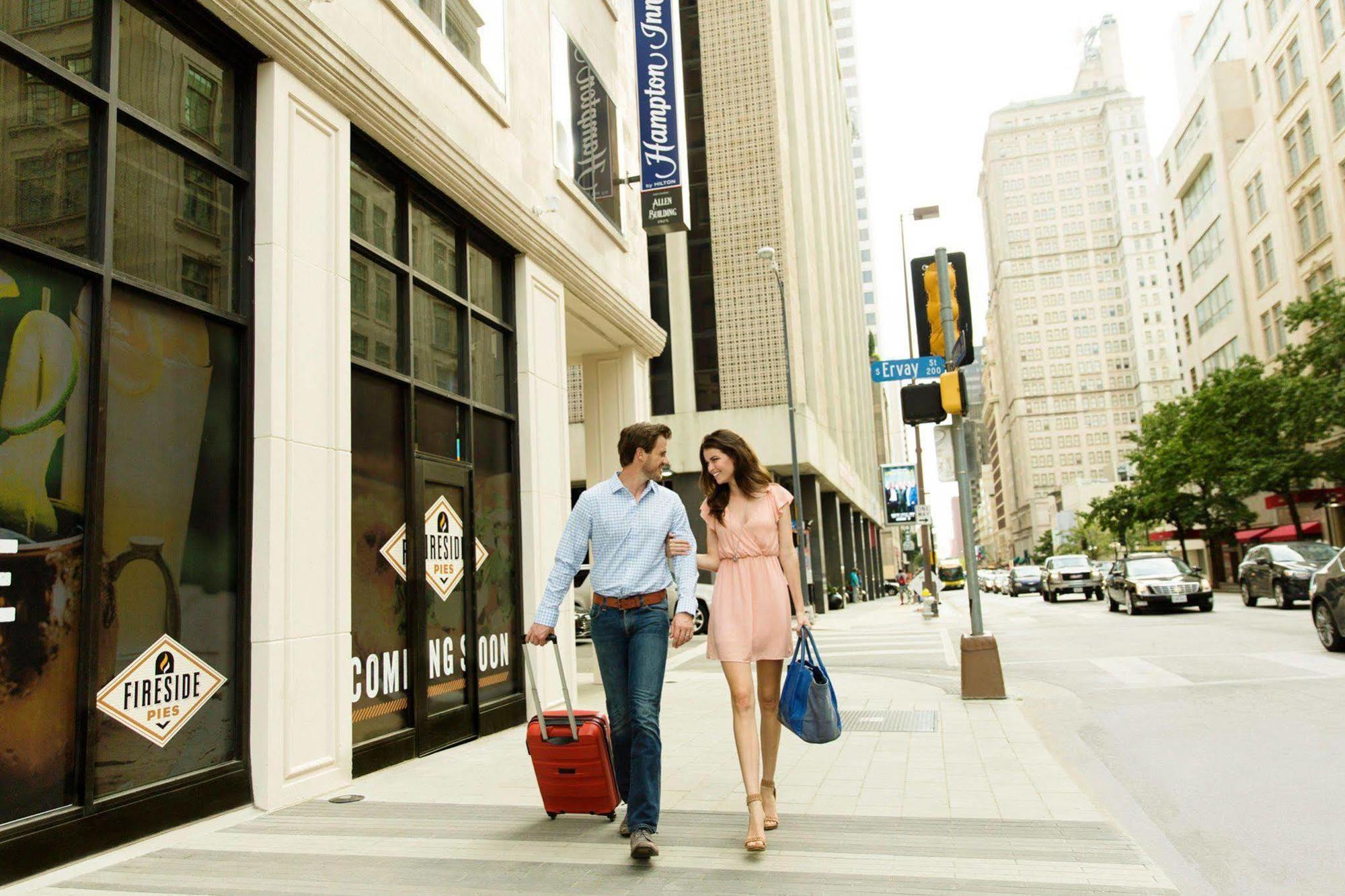 Hampton Inn & Suites Dallas Downtown Dış mekan fotoğraf